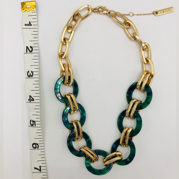 Gorgeous Gold and Malachite Necklace - Picture 6 of 6